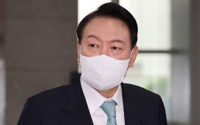 尹지지율 추락에 힘 받는 野…권성동 "두 달 만에 탄핵 언급"