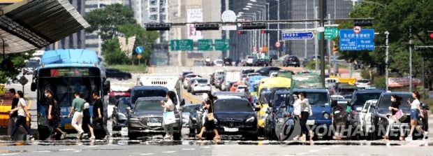 전국 폭염 위기경보 '경계' 발령…지난해보다 18일 빨라