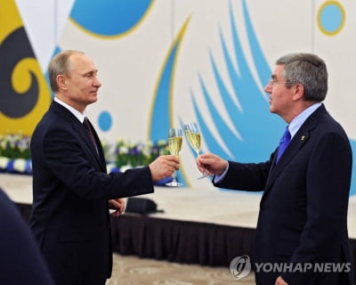 밀착관계 비판에 선긋기?…"IOC 위원장, 푸틴 훈장 받은적 없어"