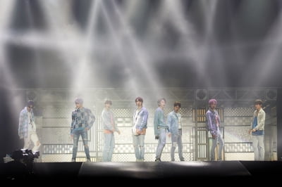 NCT 127, 싱가포르 콘서트 전석 매진…시야제한석까지 개방