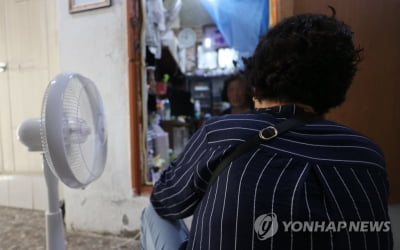 "선풍기 하나로 버틸 수밖에"…폭염에 더 힘든 취약계층