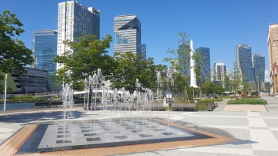[인천소식] 송도국제도시 공원 3곳 바닥분수 가동