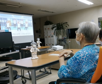 강북구, 인공지능 로봇 활용해 어르신 돌봄 지원