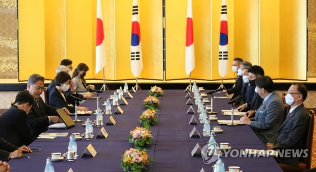 韓国と日本の外相が東京で会合…強制労働問題の迅速な解決に対する一般的な必要性
