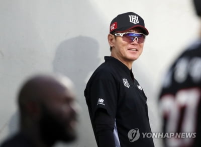 WBC 한국 야구대표팀 사령탑에 이강철 kt 감독 선임