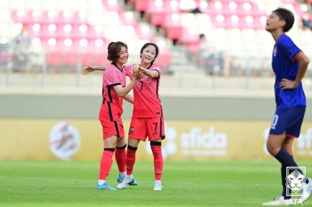 이민아 멀티골…한국 여자축구, 동아시안컵서 대만 4-0 완파