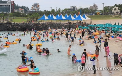 제주 가끔 구름 많음, 산지 소나기…낮 최고 31∼33도