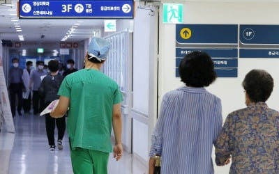 "나라면 절대 안 해" 꿀팁 화제…대학병원 3월 입원 피해라?