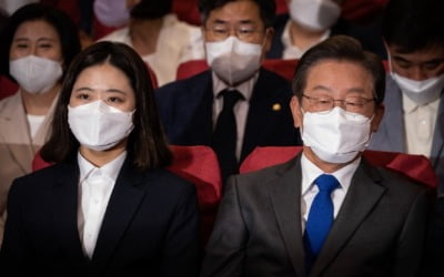 박지현, 이재명 '폭로'…"최강욱 사건 발언 막더라"