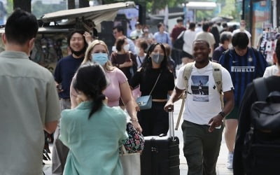 日 관광객, 비자 없이 한국 온다…8월 한달간 무비자 허용