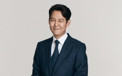 이정재, 에미상 거머쥘까…외신 "빈손으로 가지 않을 것"