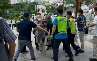 강남 한복판서 오물 붓고 폭행한 승려들…조계종에 무슨 일이 