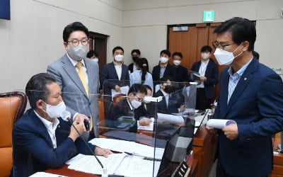 정청래 "권성동, 과기부 장관 국회 불출석 종용했다면 고발조치"