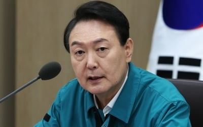 '尹 지지율 32.2%' 2주 연속 상승…"핵심 지지층 결집"