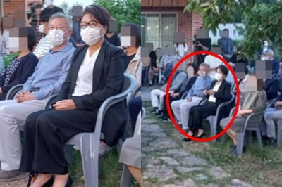 "최고의 호사"…文, 평산마을 주민들 사이서 음악회 즐겨