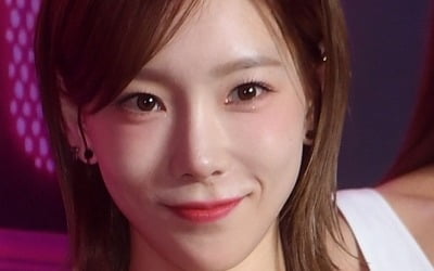 [포토] 소녀시대 태연, '너무 사랑스러운거 아니야?'