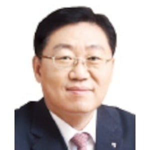 [한경에세이] 우상혁 선수와 한국 경제