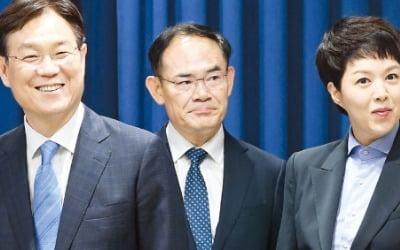 이관섭 "생선 굽듯 신중히 정책 결정"…김은혜 "가감없이 여론 전달"