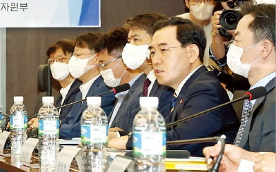 "美 인플레 감축법으로 전기차 年 10만대 수출 차질"