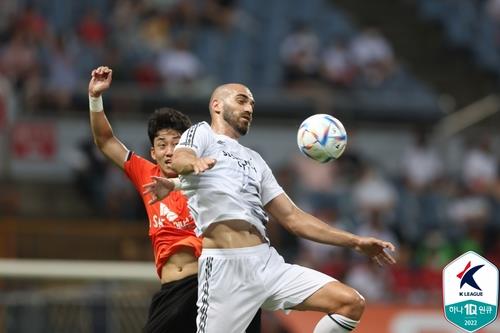 '바코 동점골' 선두 울산, 서울과 1-1 무…2위와 승점 6 차이(종합2보)