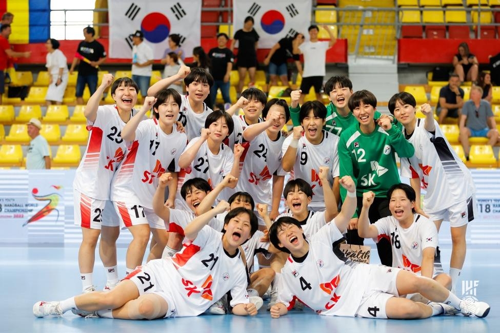 한국, 네덜란드도 잡았다…세계여자청소년 핸드볼 5연승 질주
