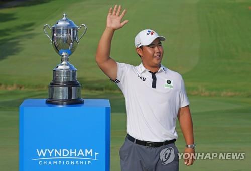 PGA투어 첫 우승 김주형, 세계랭킹 21위로 도약