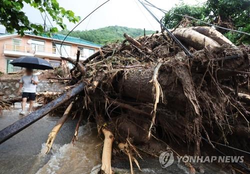 [중부 집중호우] 경기도 '물폭탄' 피해 속출…4명 사망·2명 실종(종합2보)
