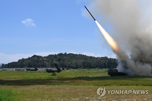 중국, 엿새째 대만 주변 실전훈련…대만 포사격 훈련 '맞불'(종합)