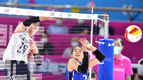 [고침] 스포츠(GS칼텍스, IBK기업은행 3-0 꺾고 컵대회 준…)