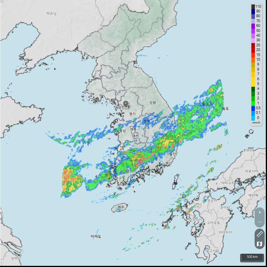 정체전선 남쪽으로…전남·경남·남해안 중심 강한 비