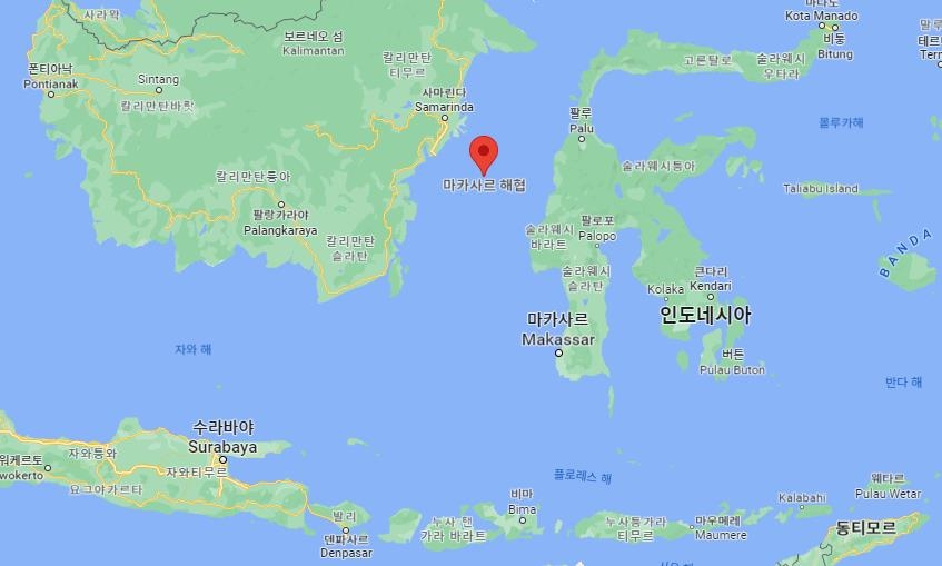 인도네시아 마카사르 해협서 화물선 전복…11명 실종