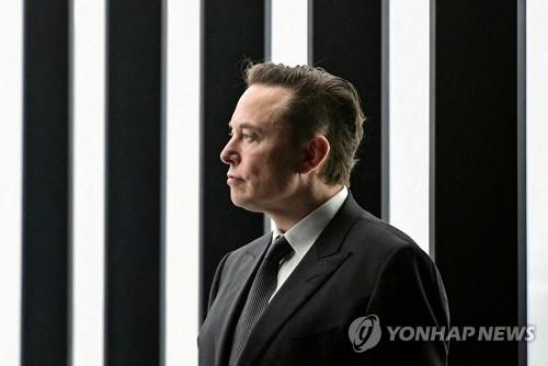 머스크 "원전 늘려야…폐쇄는 안보 관점에서 미친 짓"