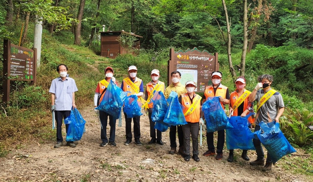 충북도, 9∼10월 산지정화 캠페인 '산사랑 쓰담' 추진