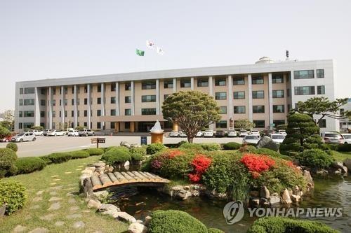 충북교육단체 "퇴임 1년 앞둔 제천교육장 임명 재검토"