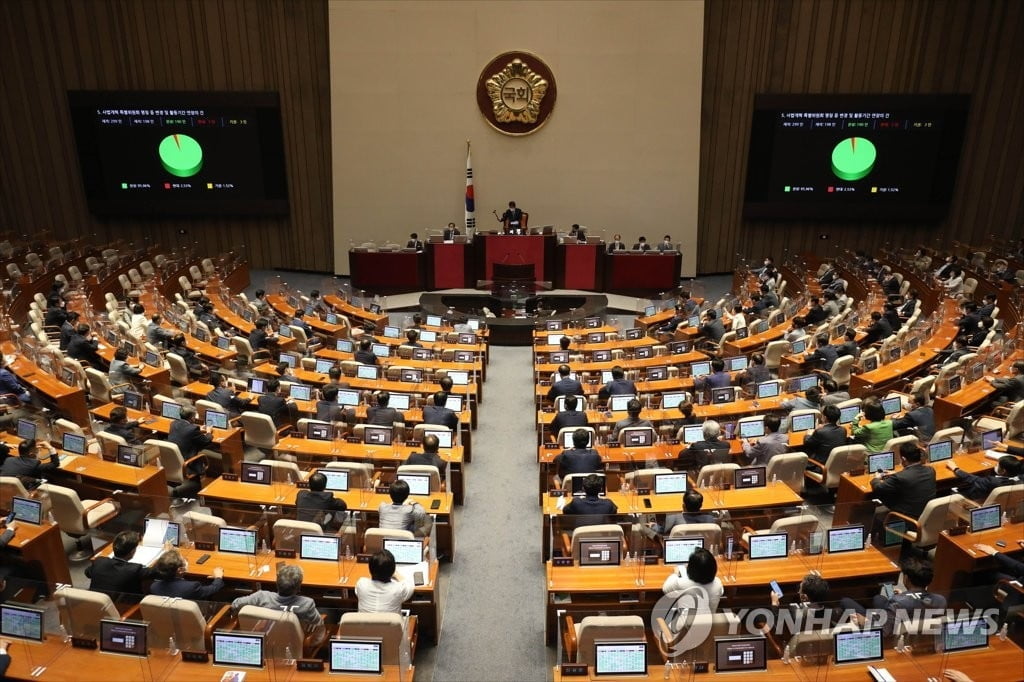 기름값 더 내릴까…'유류세 탄력세율 50%' 국회 통과