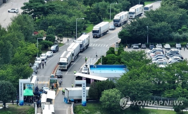 맥주 출고 막힌 하이트진로 "내일 본사직원 투입"