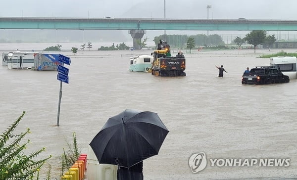 기상청도 "충격과 공포"…다음주 비슷한 폭우 또 온다