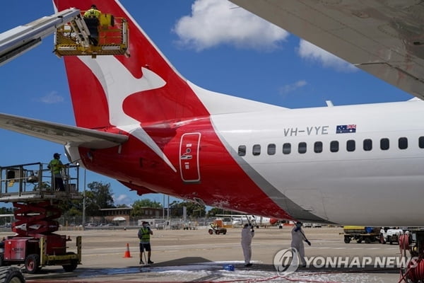 툭하면 결항·지연…콴타스항공 1400만 고객에 '사과 쿠폰'