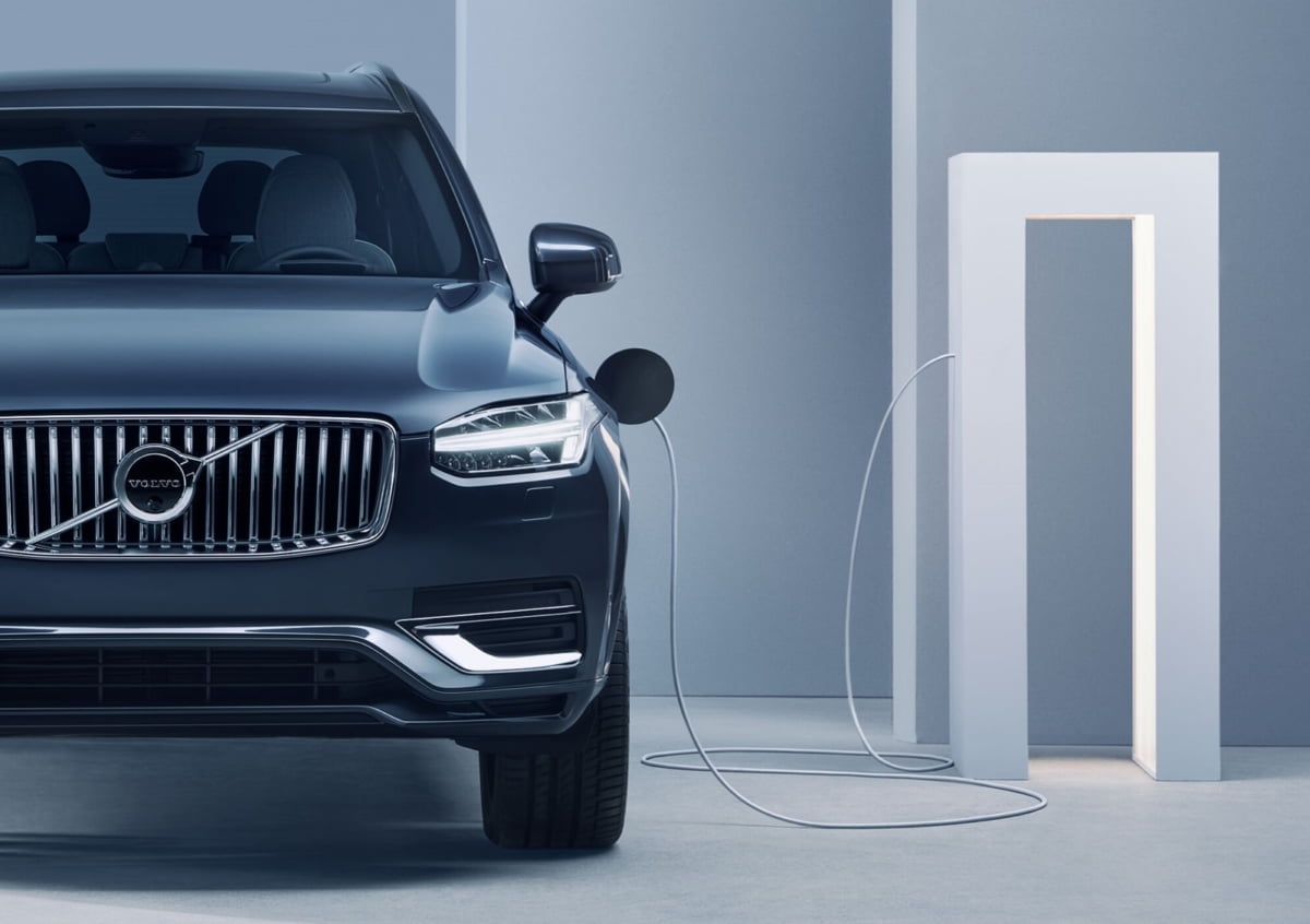 볼보, 23년식 XC90 출시…국내 적합 편의사양 탑재