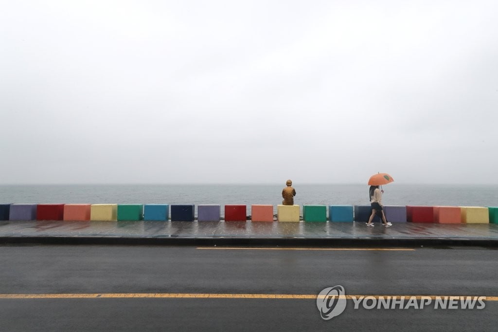 내일 서울 늦더위 기승…낮 최고기온 30도