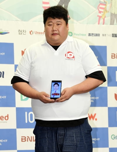 [TEN 포토] 김태원 '변기수의 목욕쇼 대표로 왔어요'