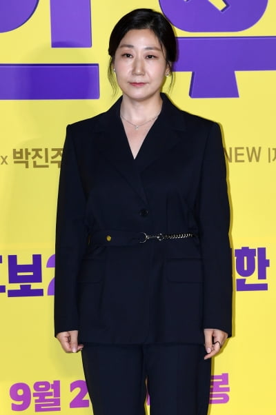 [TEN 포토] 라미란 '코믹영화로 컴백'