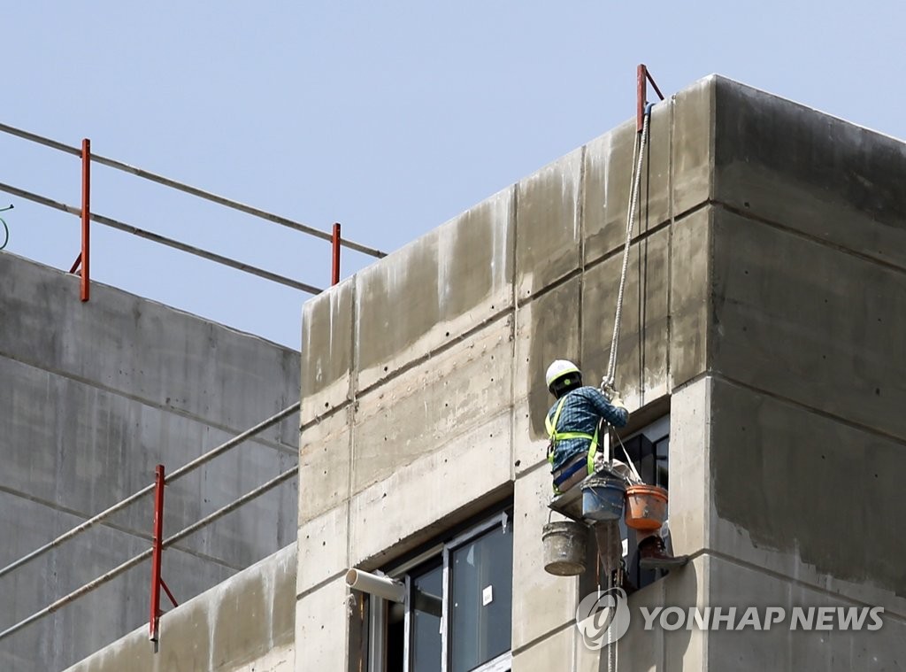 아산 아파트 추락사고 50대 근로자 결국 숨져…중대재해법 조사