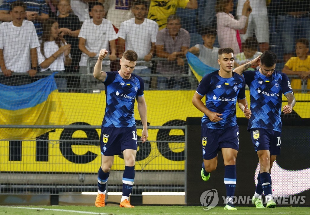 개막 1주 앞둔 우크라 프로축구…"리그 재개, 국가 자신감 상징"