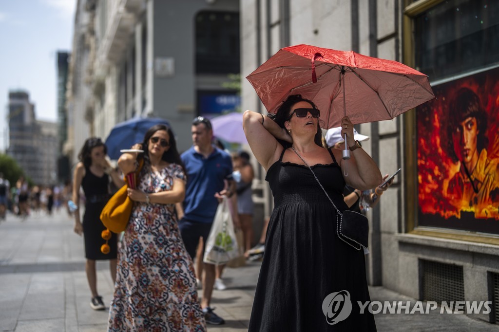 "1인당 2팩까지만" 폭염 닥친 스페인에 얼음품귀까지