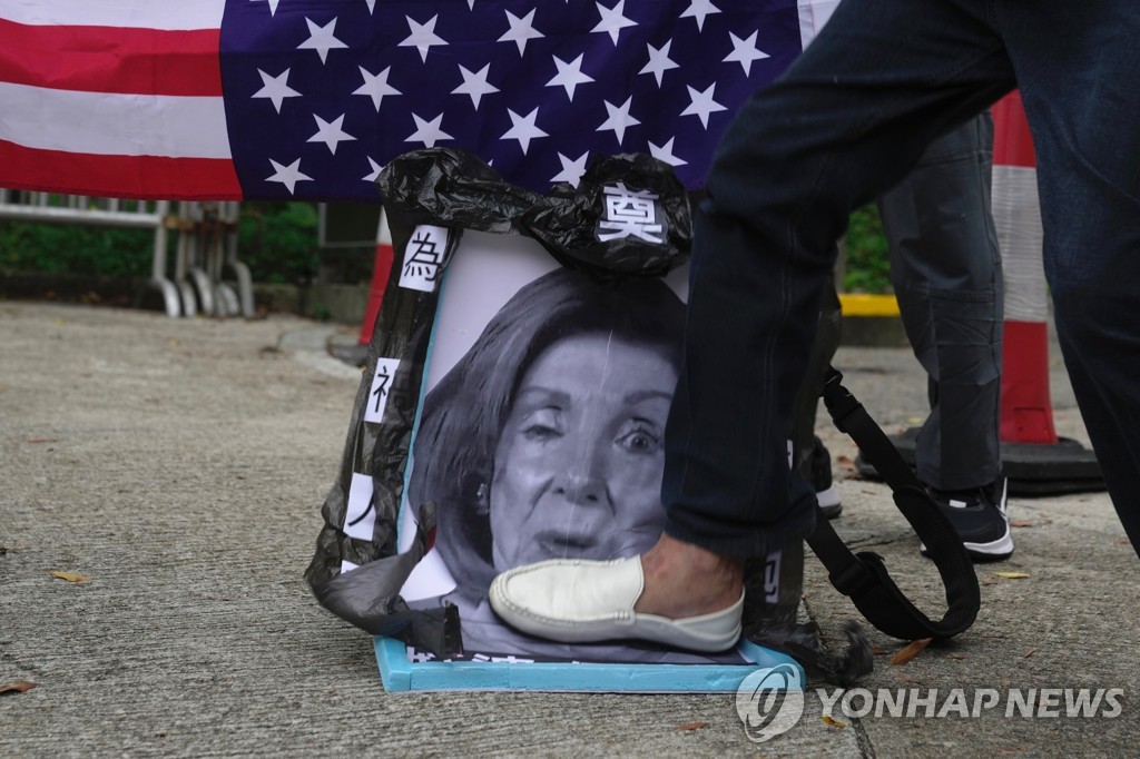 중국 "미국 한 주가 독립선언 뒤 외국지원 받으면 참겠냐"