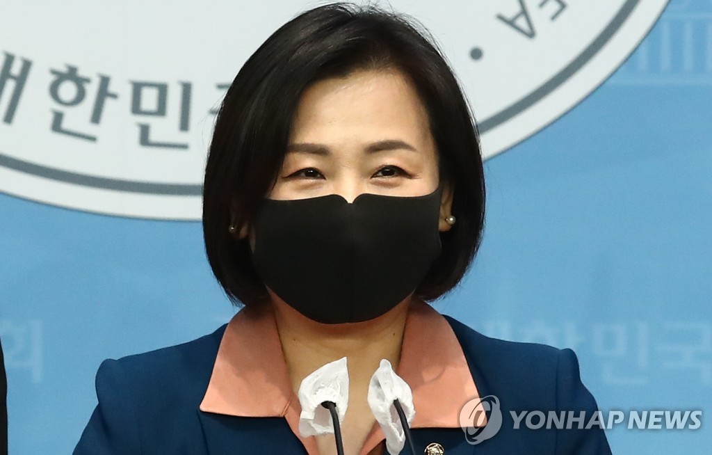 野, '이재명 사건 檢 송치'에 "취임 첫날부터 사정 칼날…섬뜩"