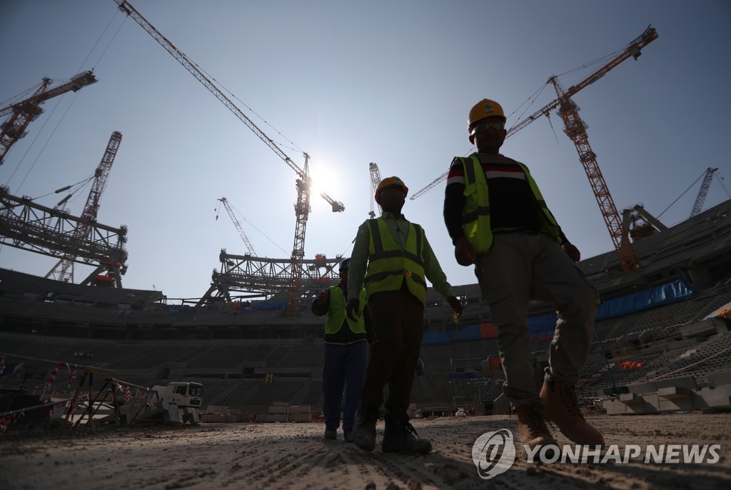 "카타르서 외국인노동자 '임금 체불' 시위했다가 추방"