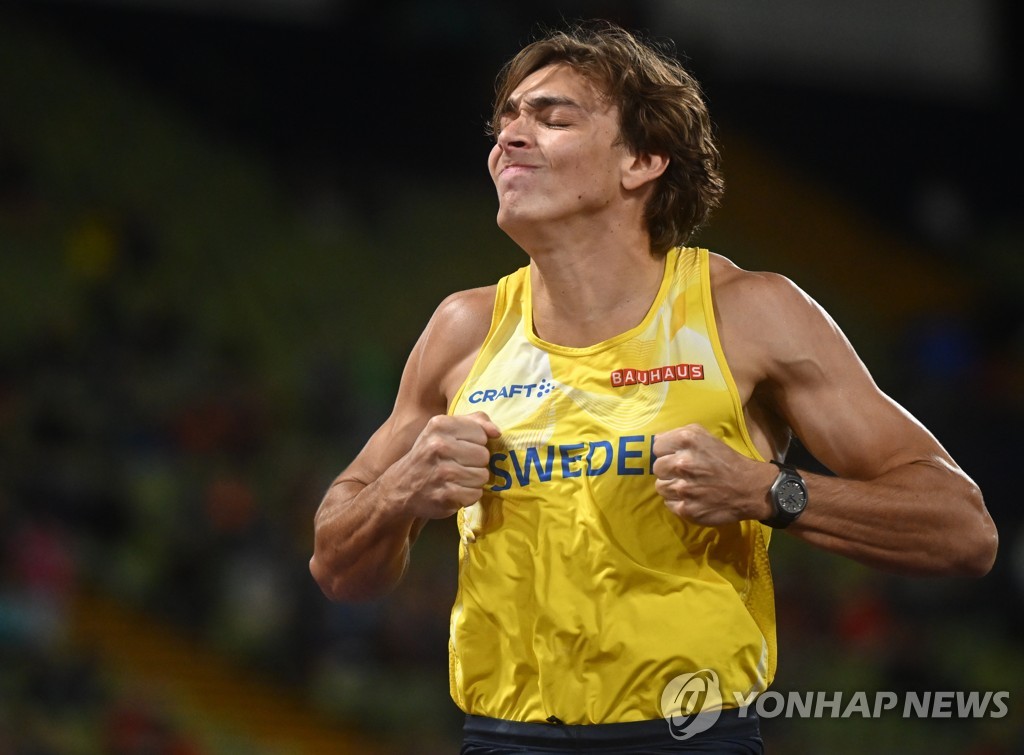 볼, 유럽육상 3관왕…여자 400ｍ·400ｍ허들·1,600ｍ계주 우승