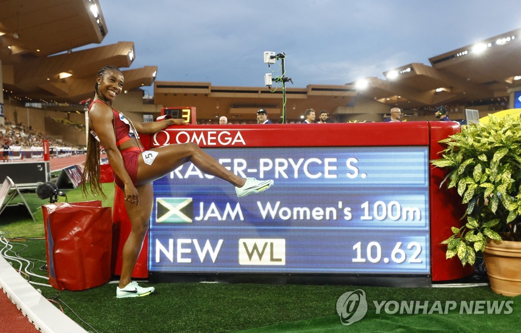 '마미 로켓' 프라이스, 시즌 최고 10초62로 여자 100ｍ 우승